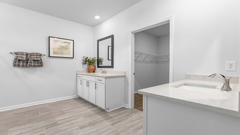 bathroom with seperate sinks