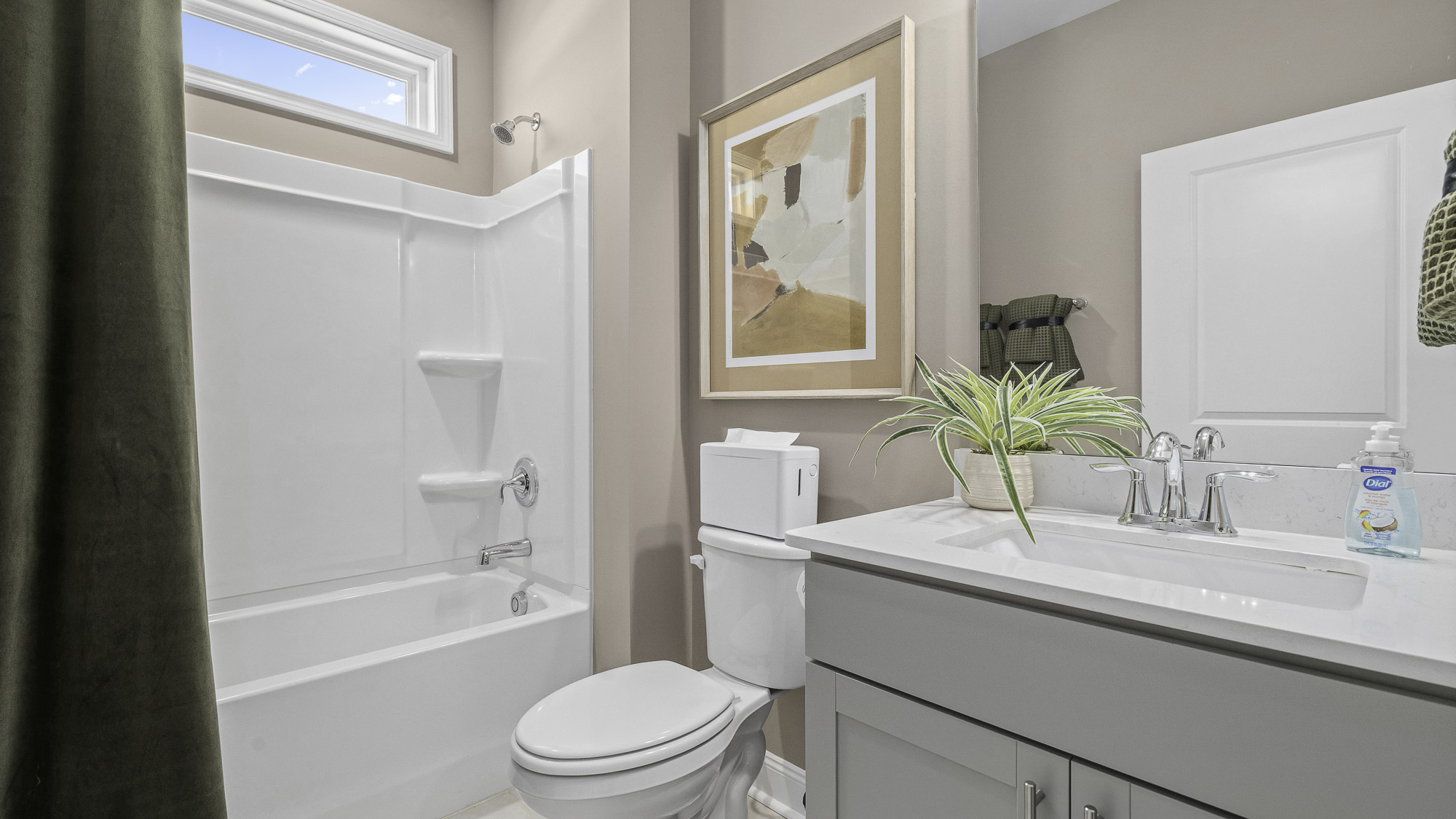 secondary bathroom
