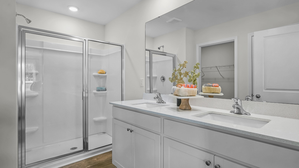 main bathroom with walk-in shower