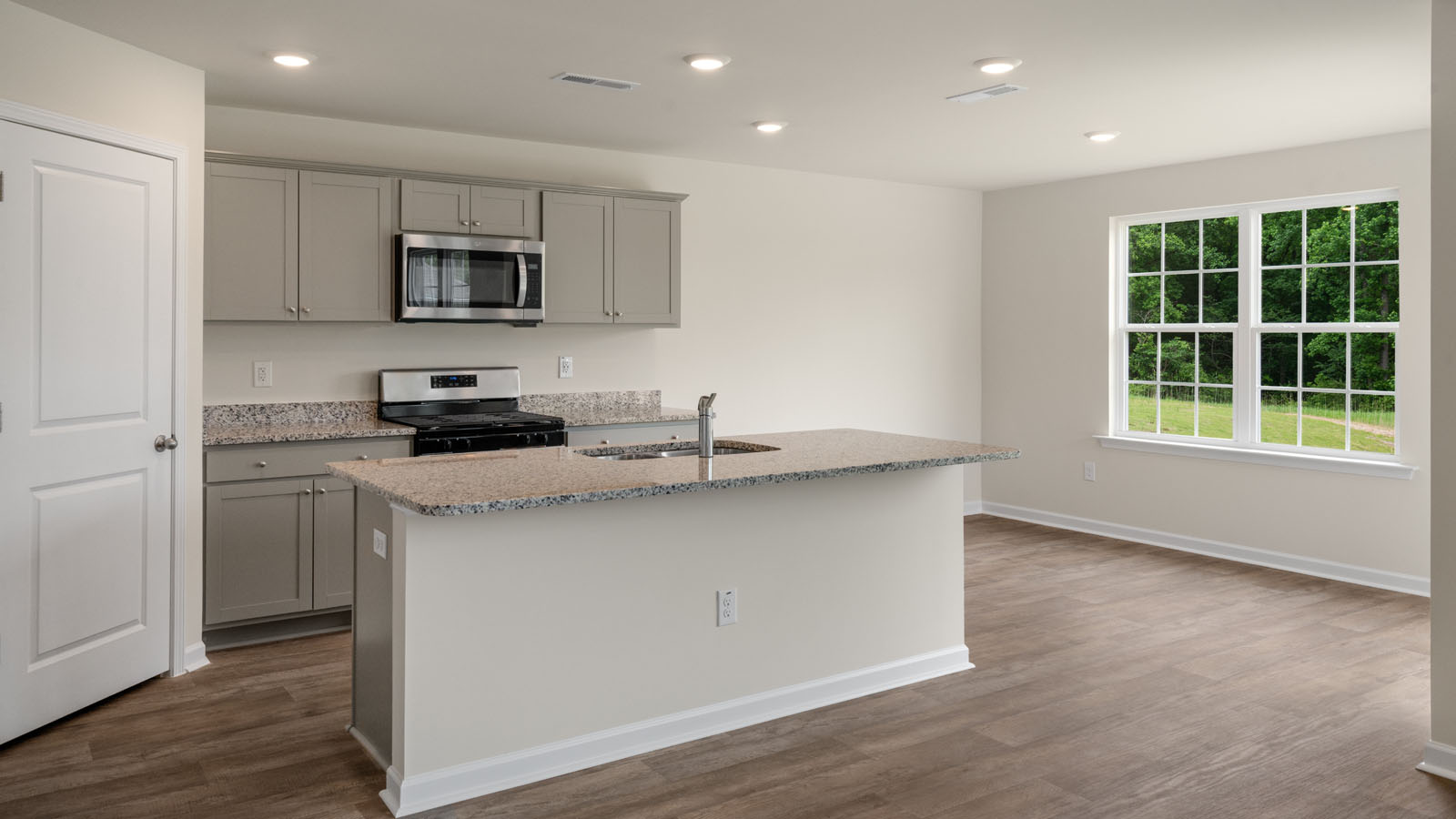 kithcen with nice sized island