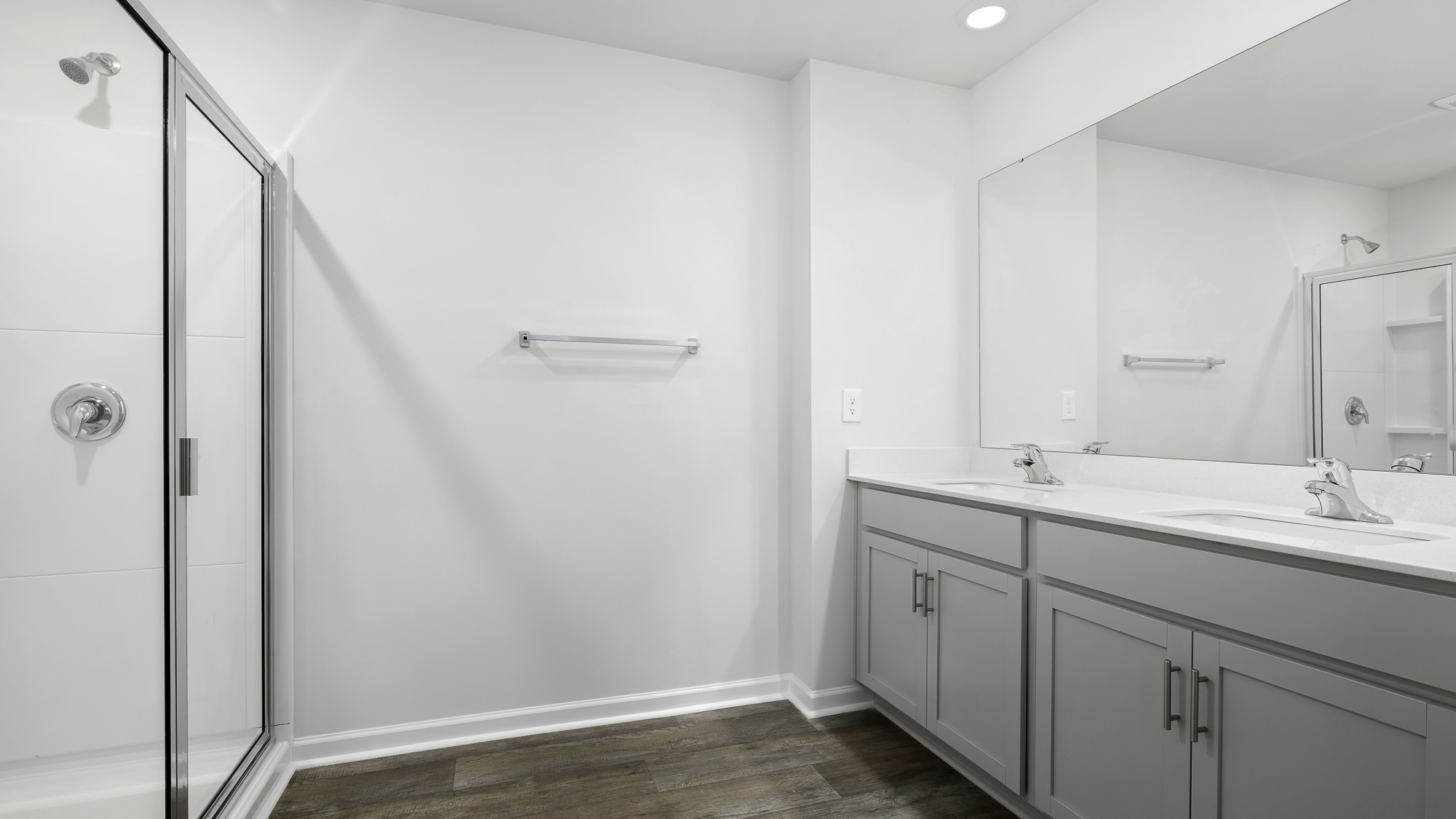 main bathroom with walk-in shower