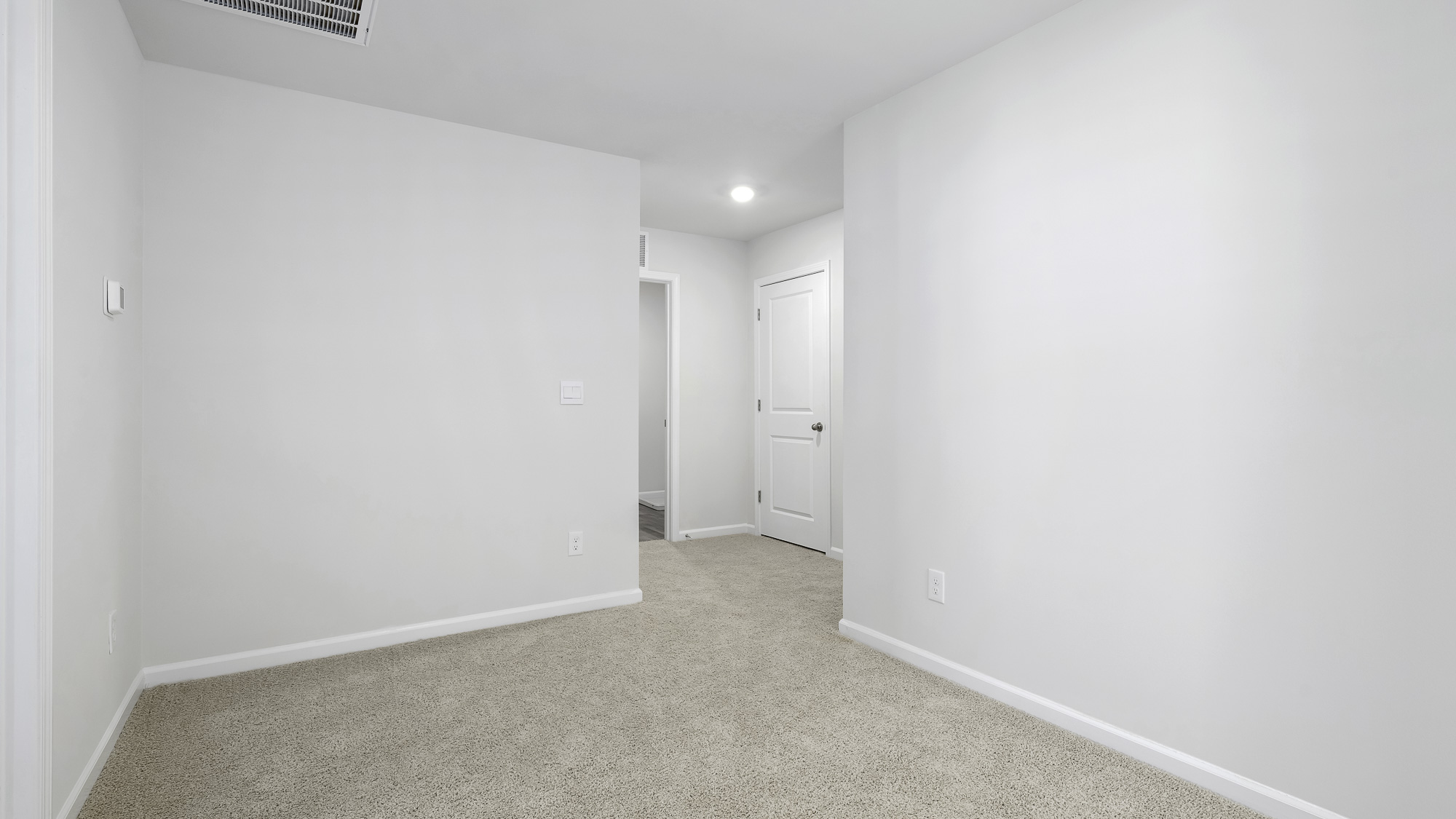 bedroom with carpet