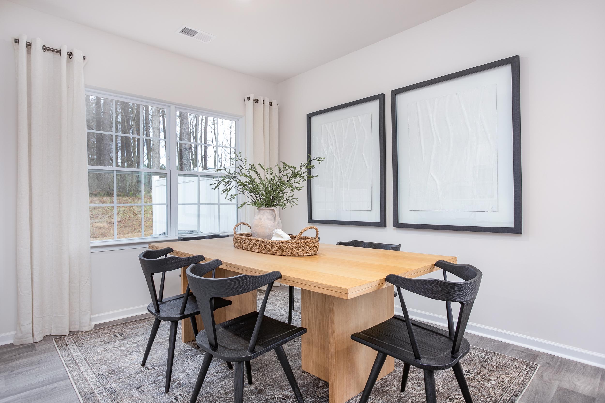Dining room with vinyl floor