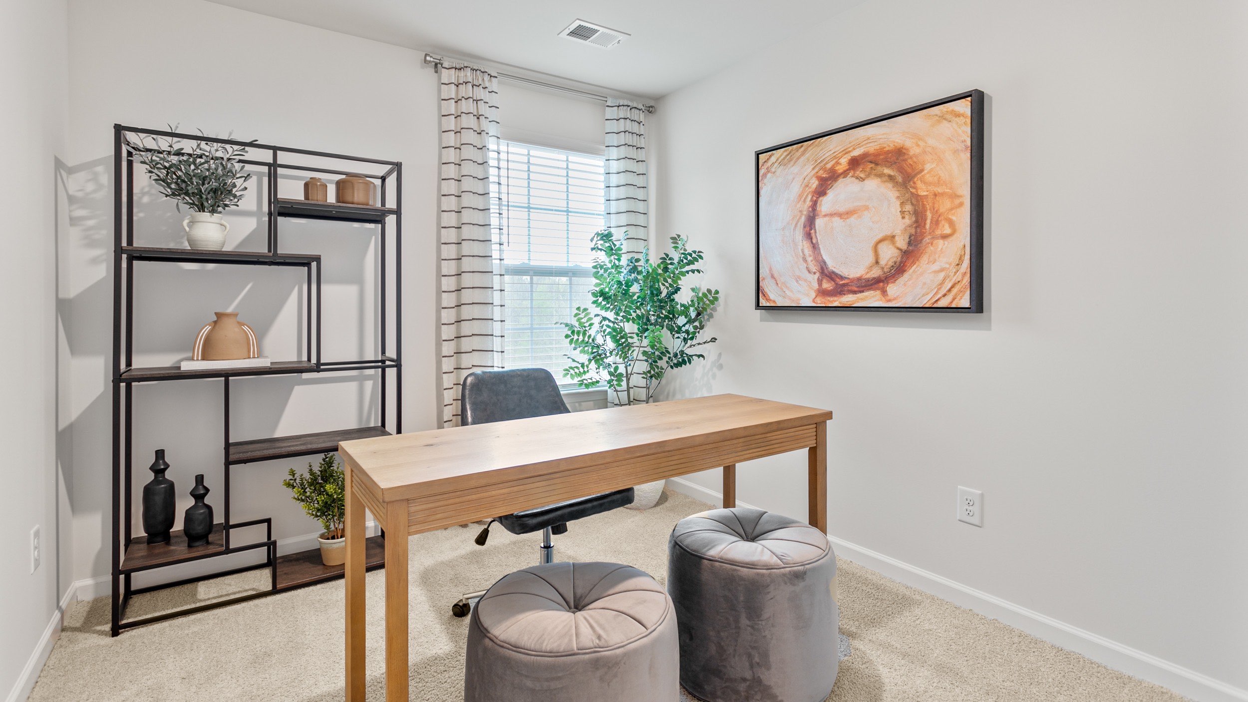 secondary bedroom as office space