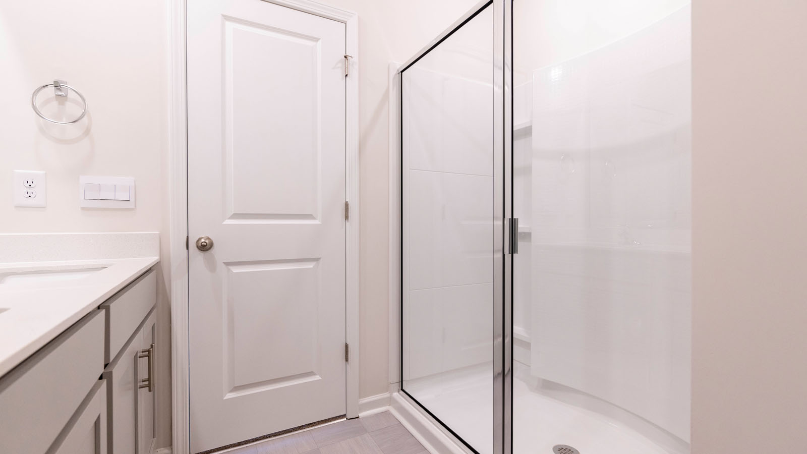 bathroom walk in shower