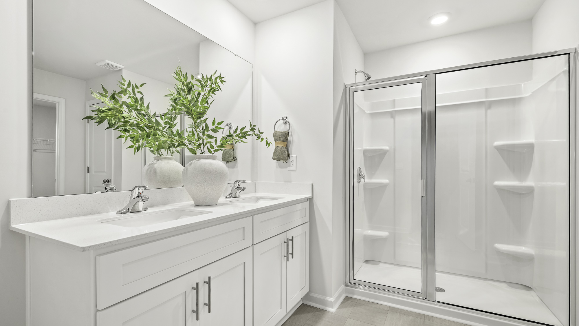 main walk-in bathroom