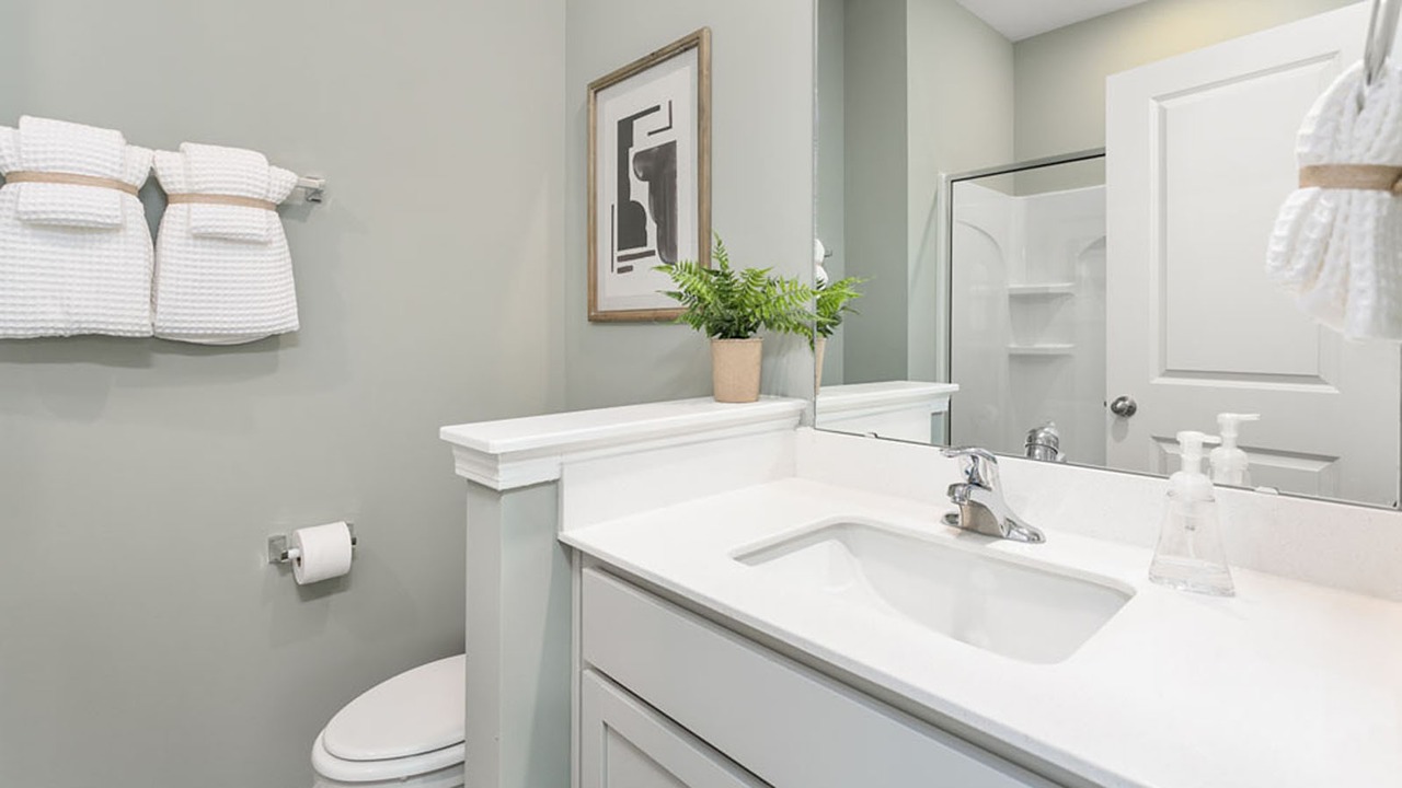 secondary bathroom