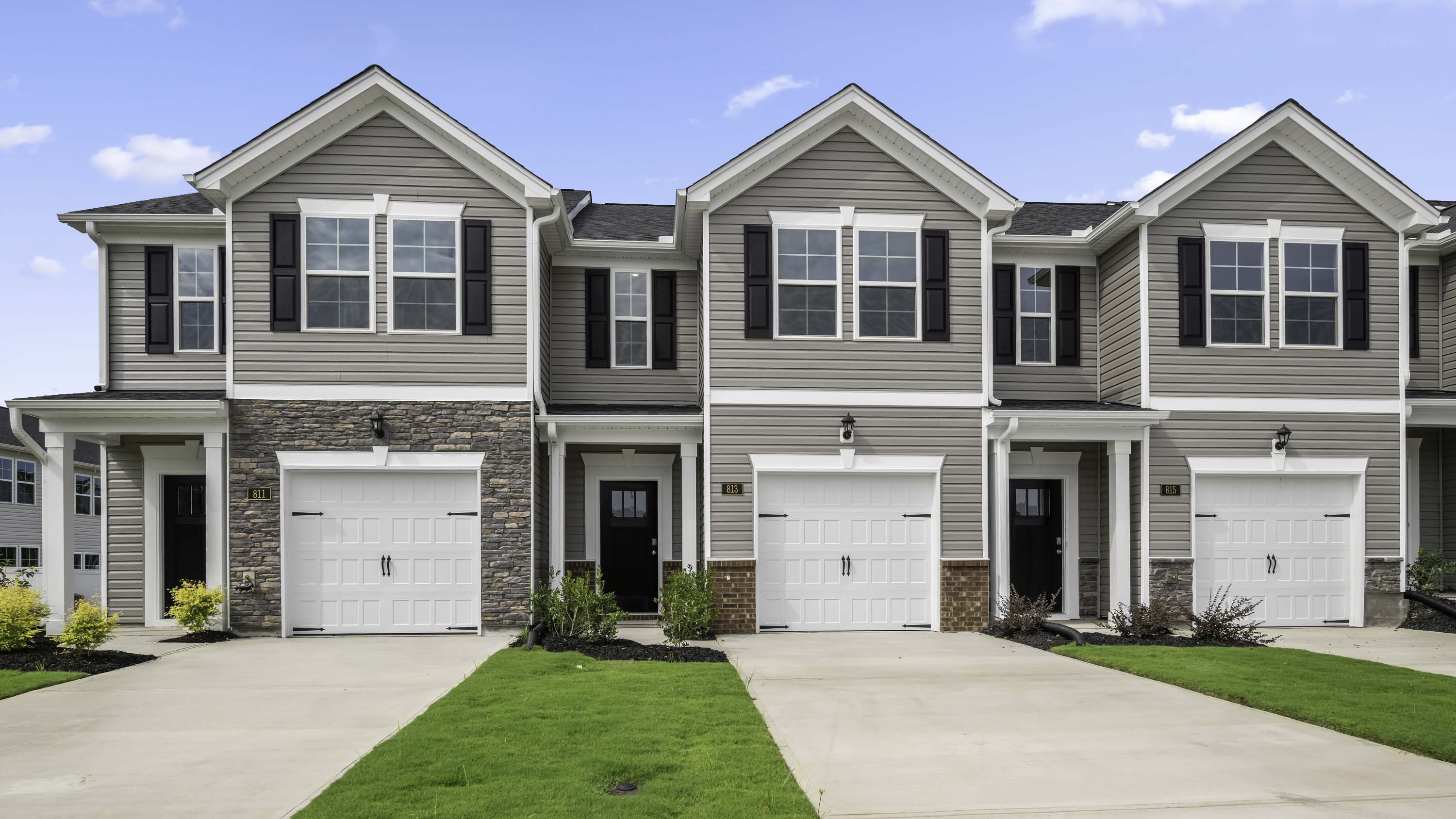 817 Gaelic Drive exterior