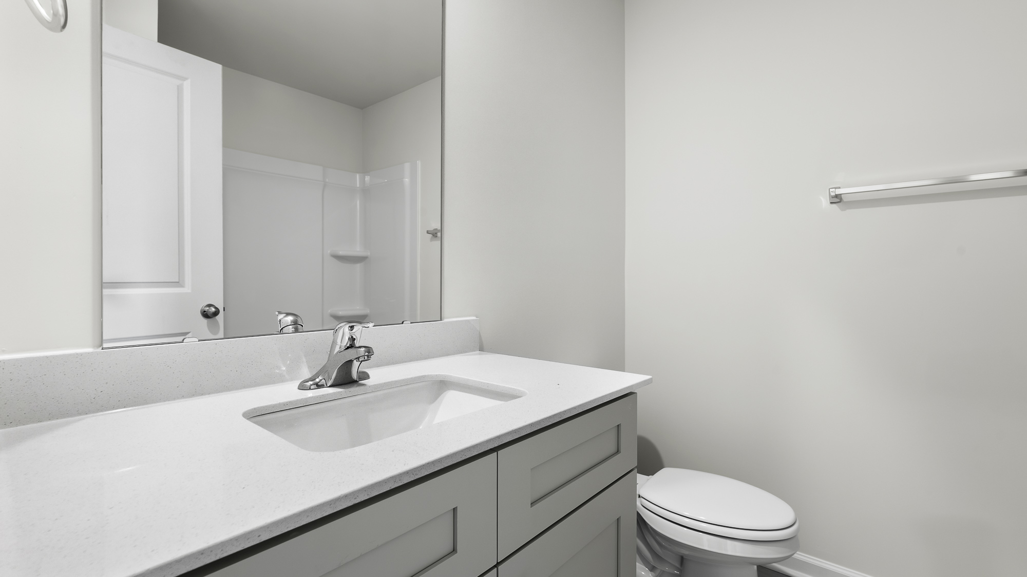 secodnary bathroom