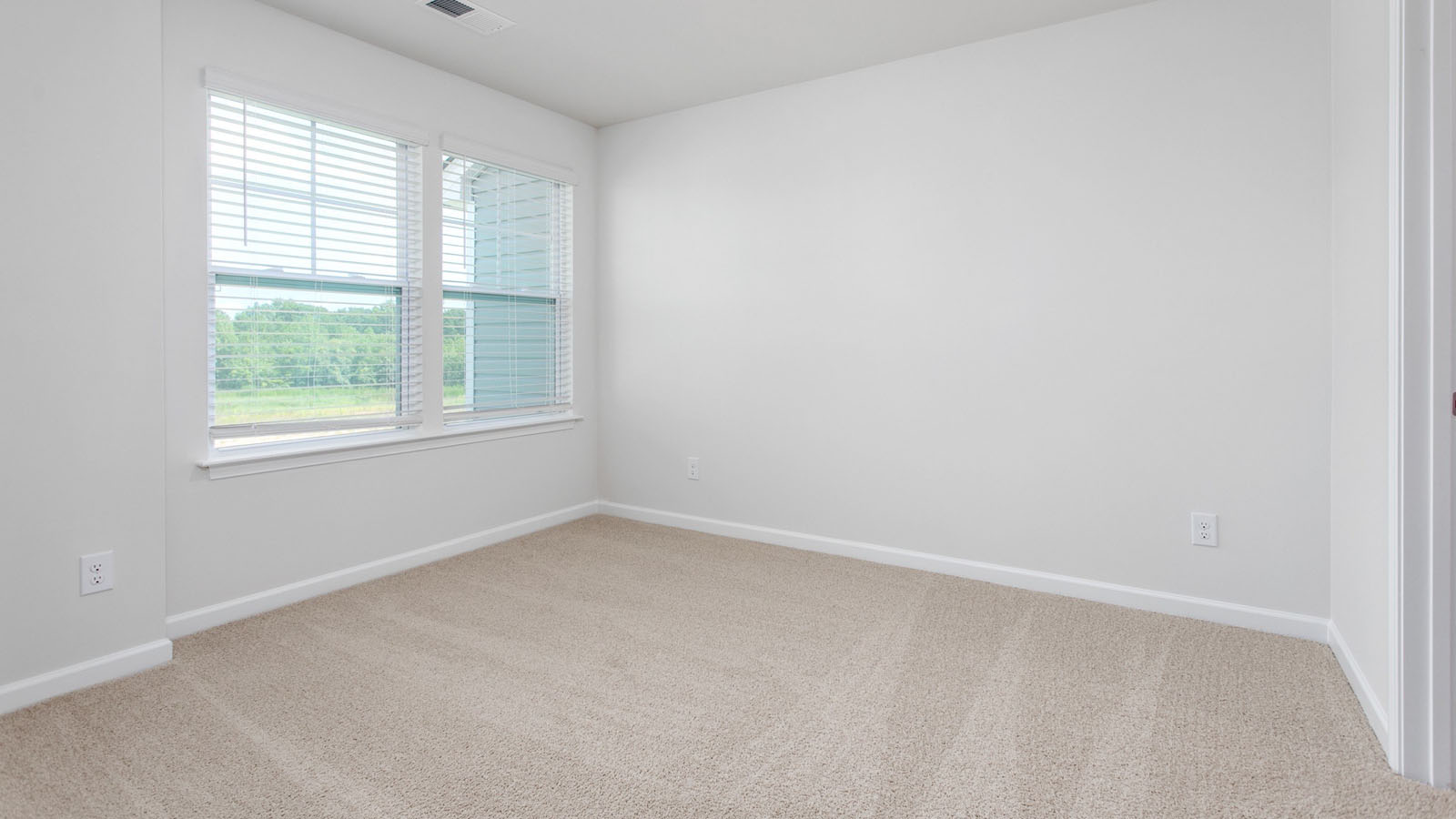 secondary bedroom