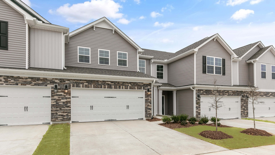THE SAVANNAH 2 STORY 2 CAR GARAGE 4 BED 2.5 BATH TOWNHOME