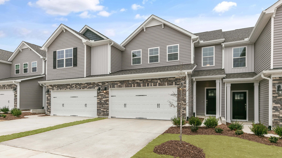 THE SAVANNAH 2 STORY 2 CAR GARAGE 4 BED 2.5 BATH TOWNHOME