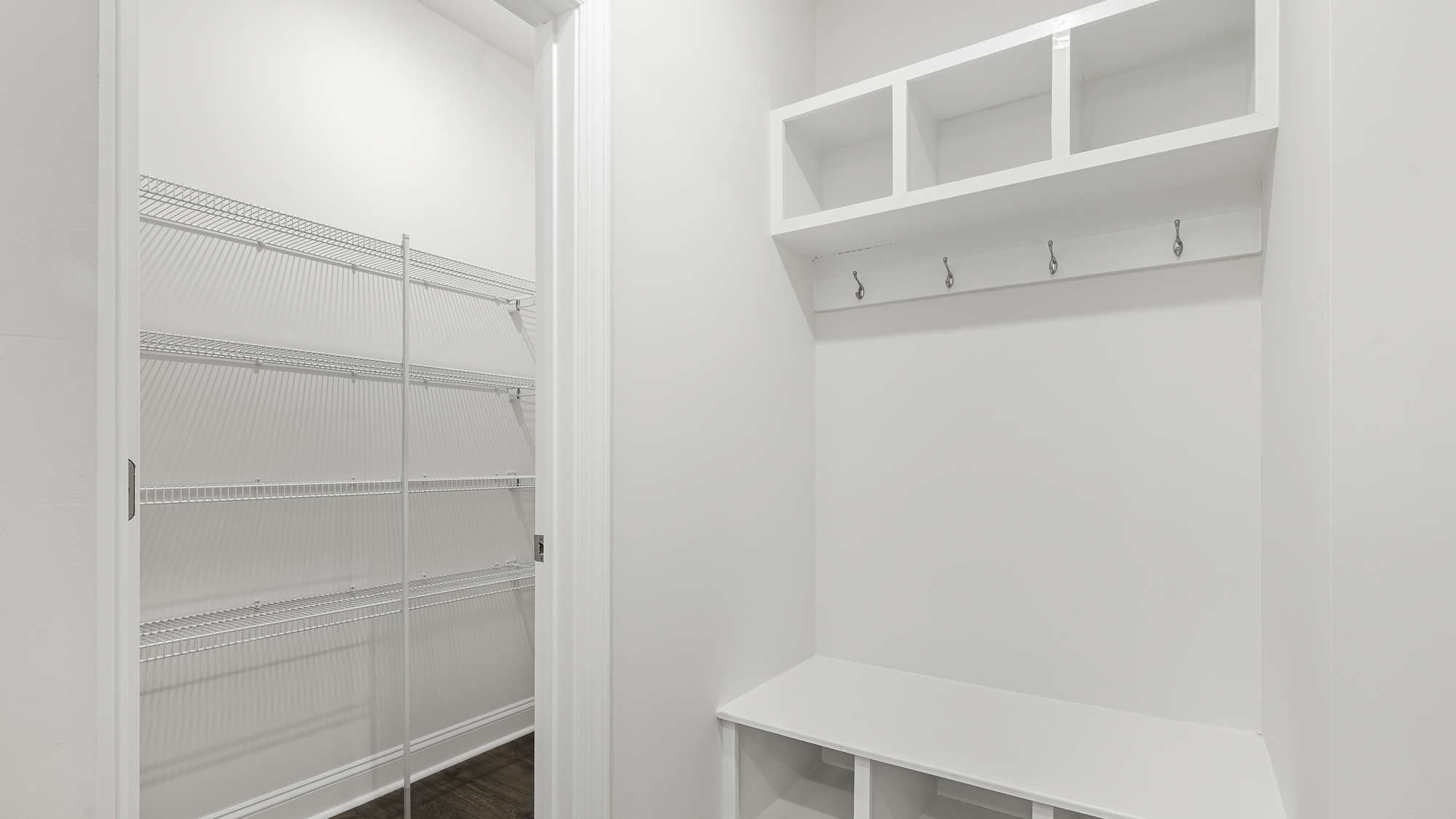 mud room