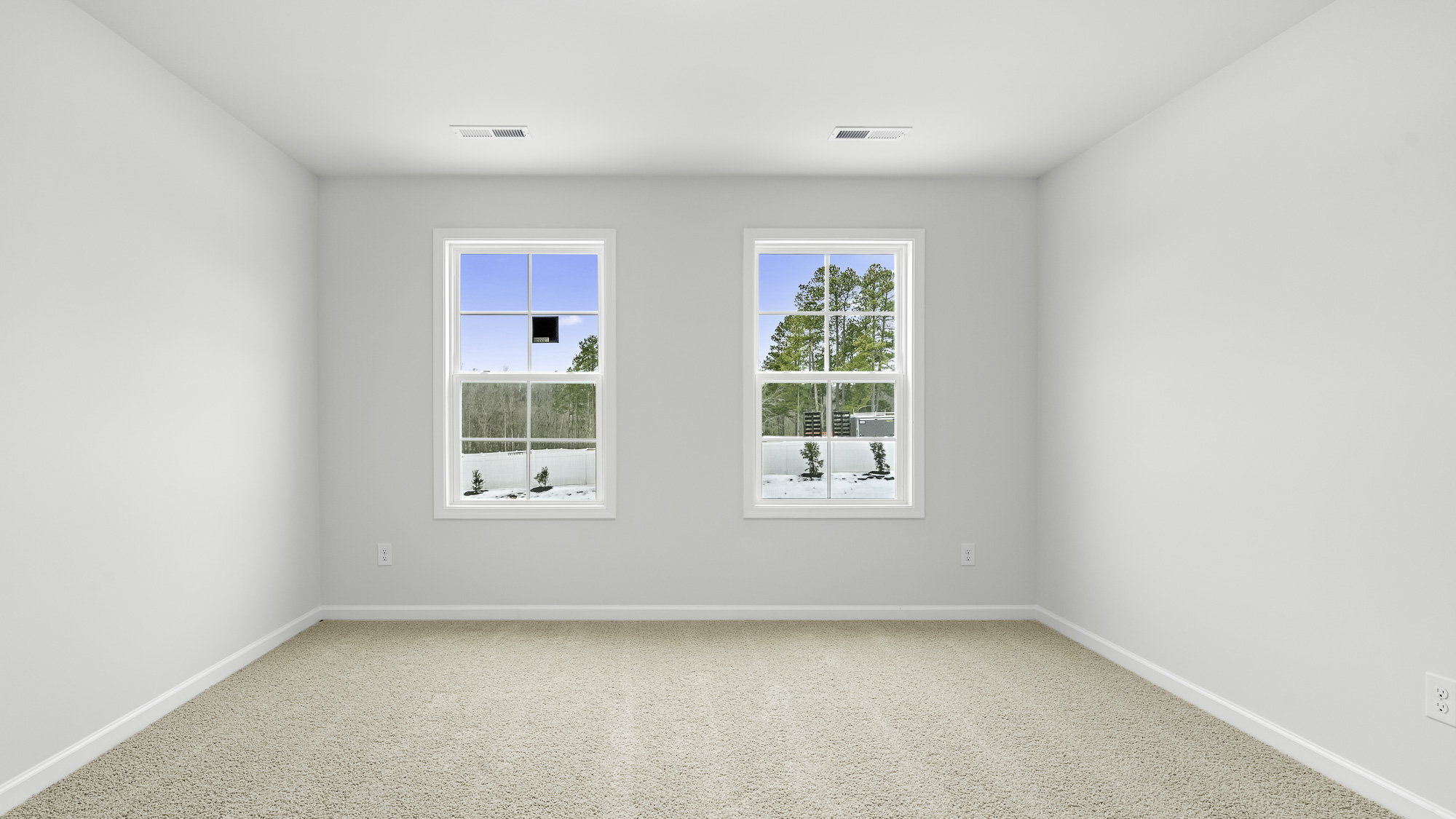 bedroom with carpet
