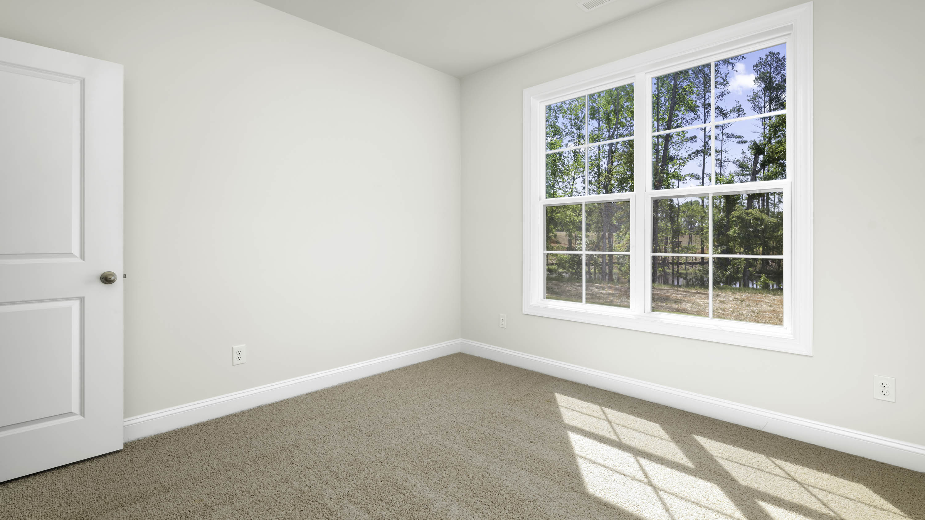 secondary bedroom