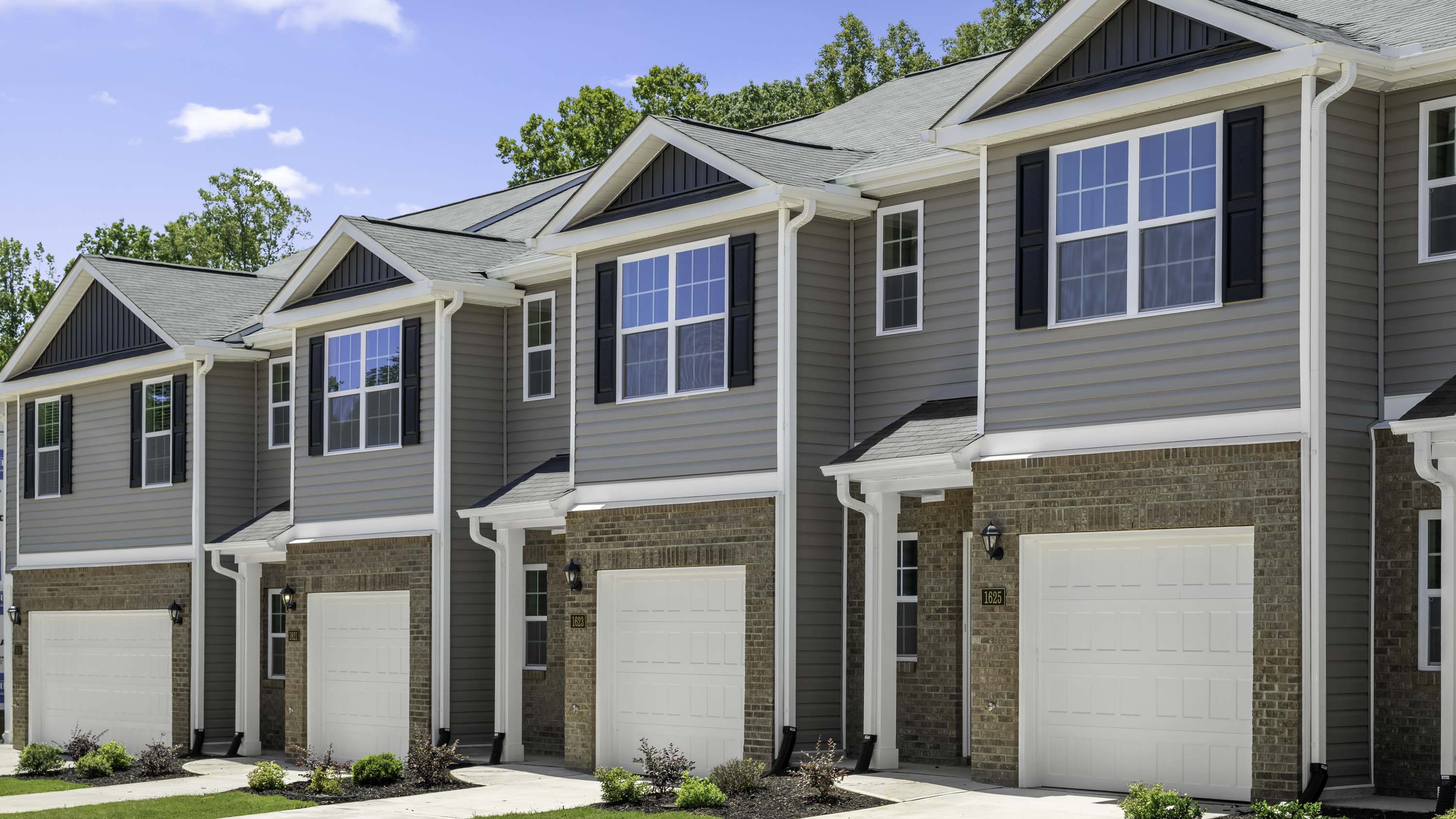 1623 Komondor Trail exterior