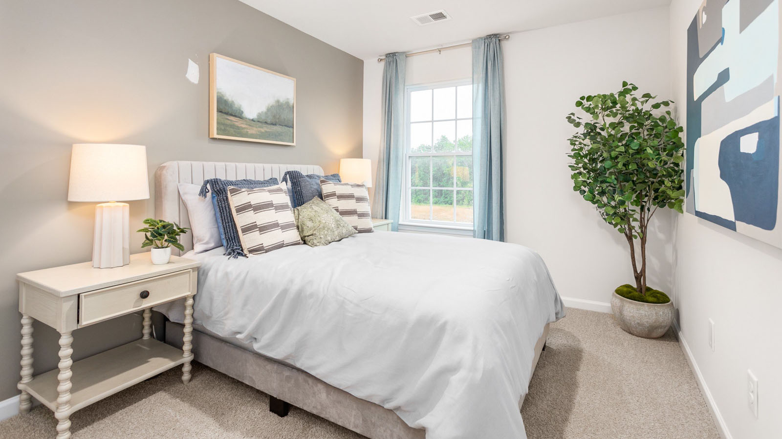 secondary bedroom
