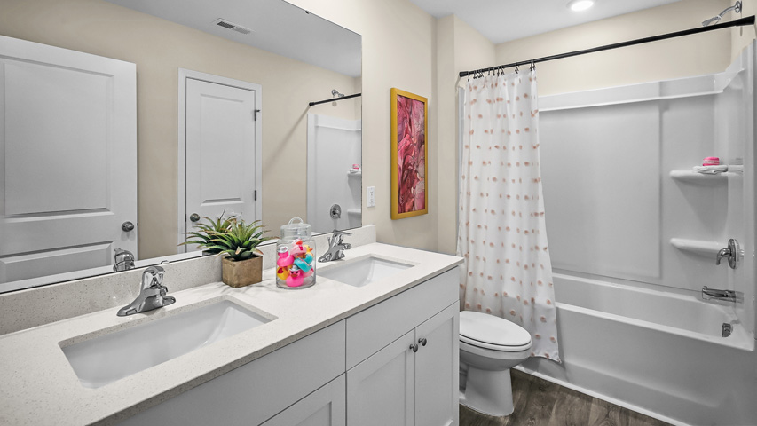 SECONDARY BATHROOM