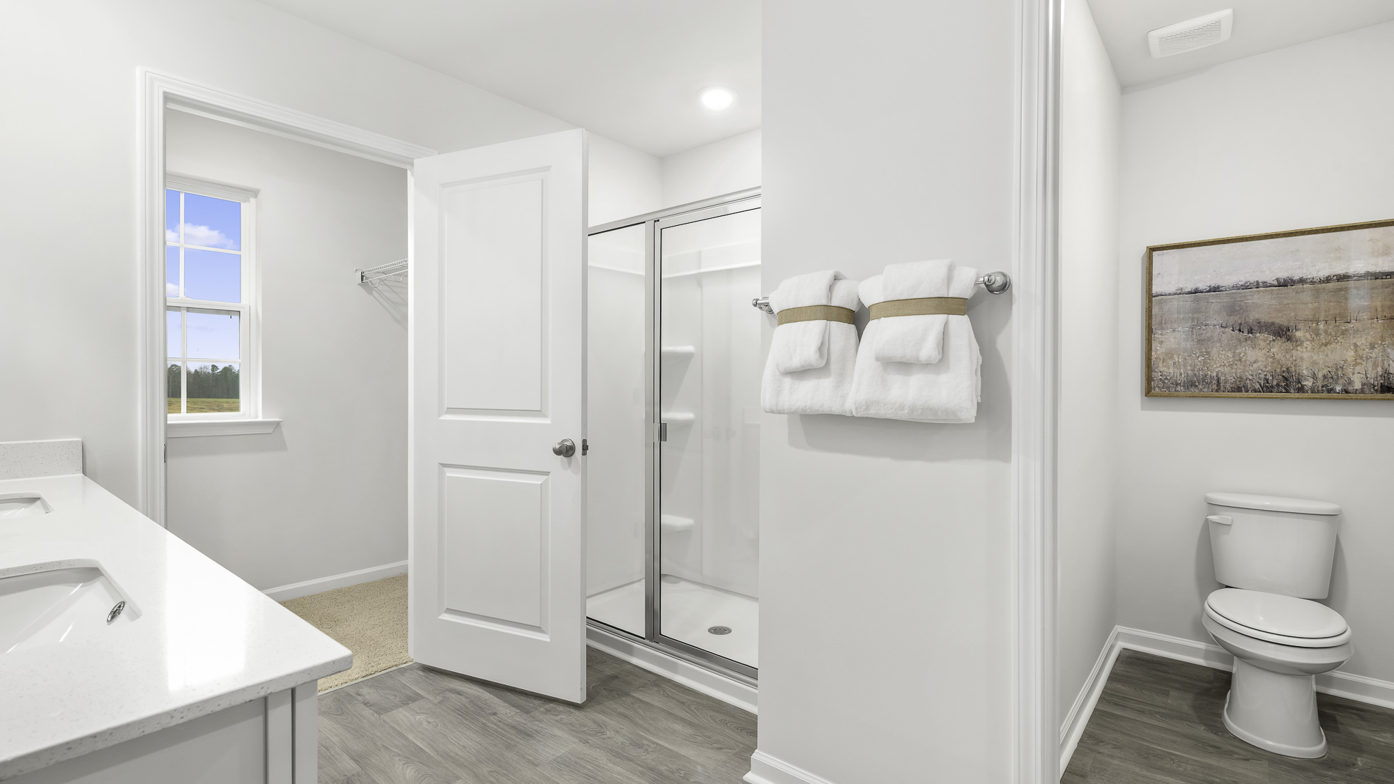 main bathroom with walk in shower