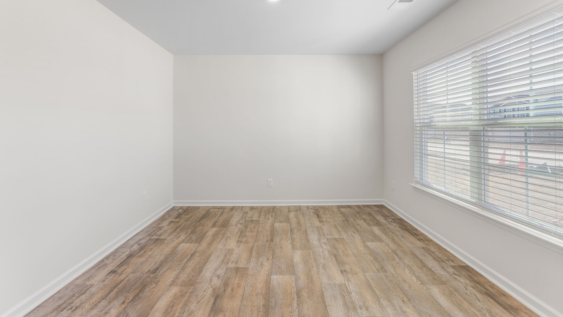 office with vinyl flooring