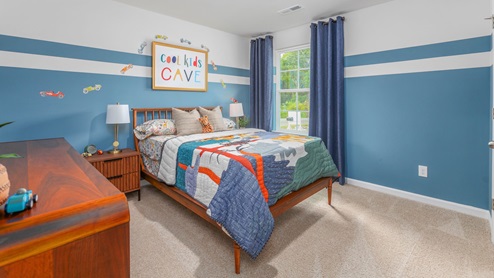 bedroom with carpet