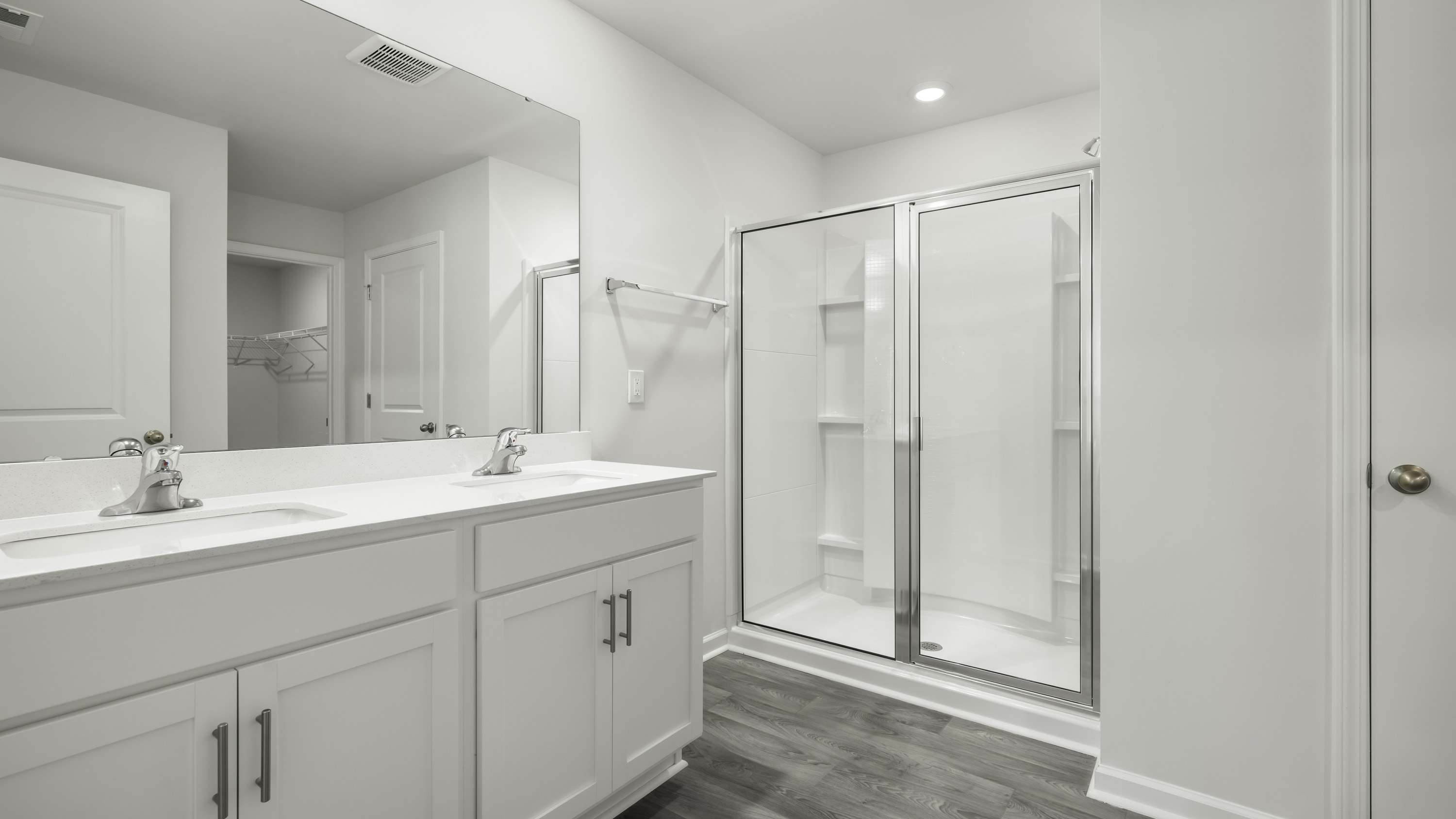 main bathroom with walk-in shower