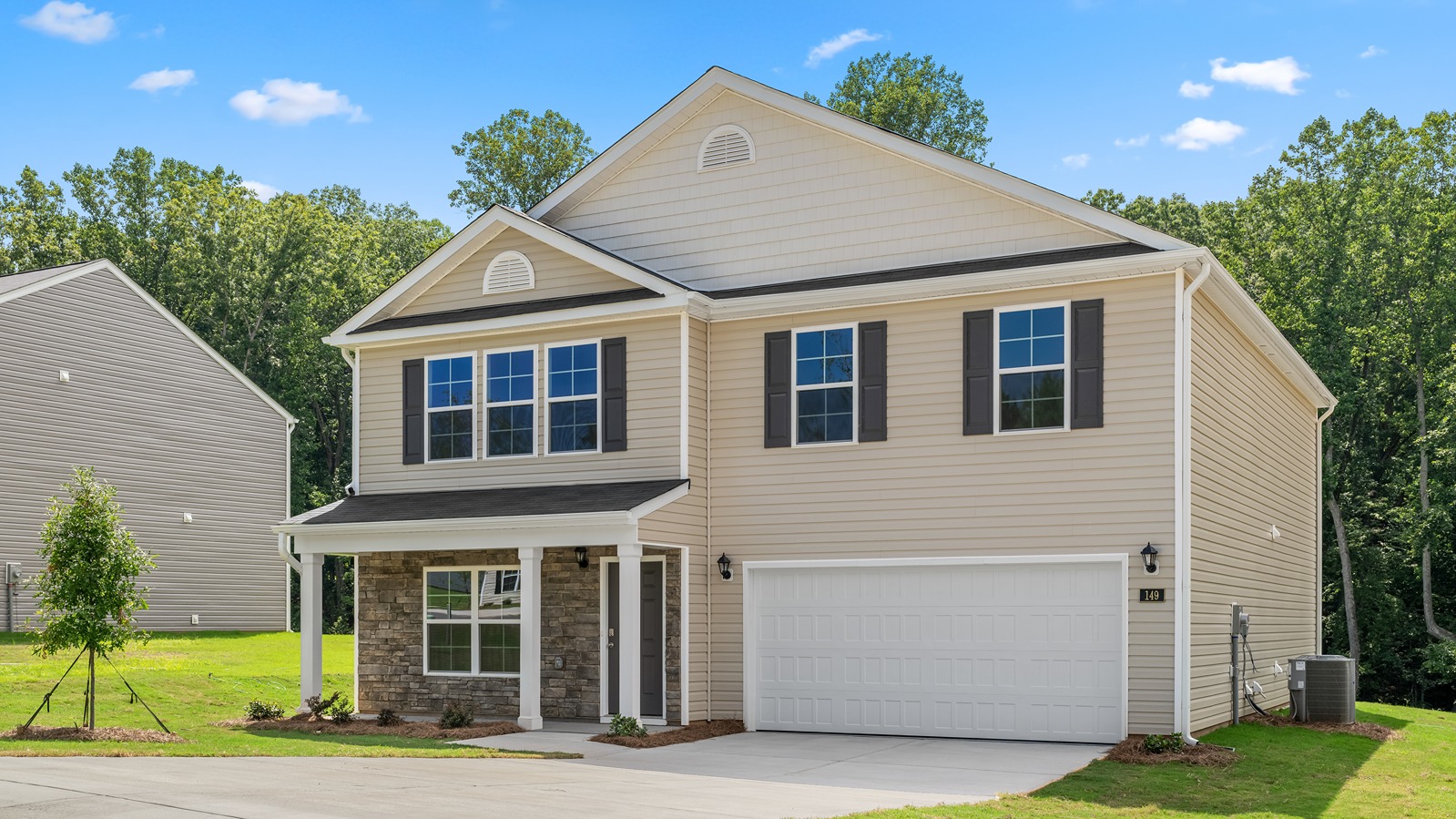 132 Greenbrier Way exterior