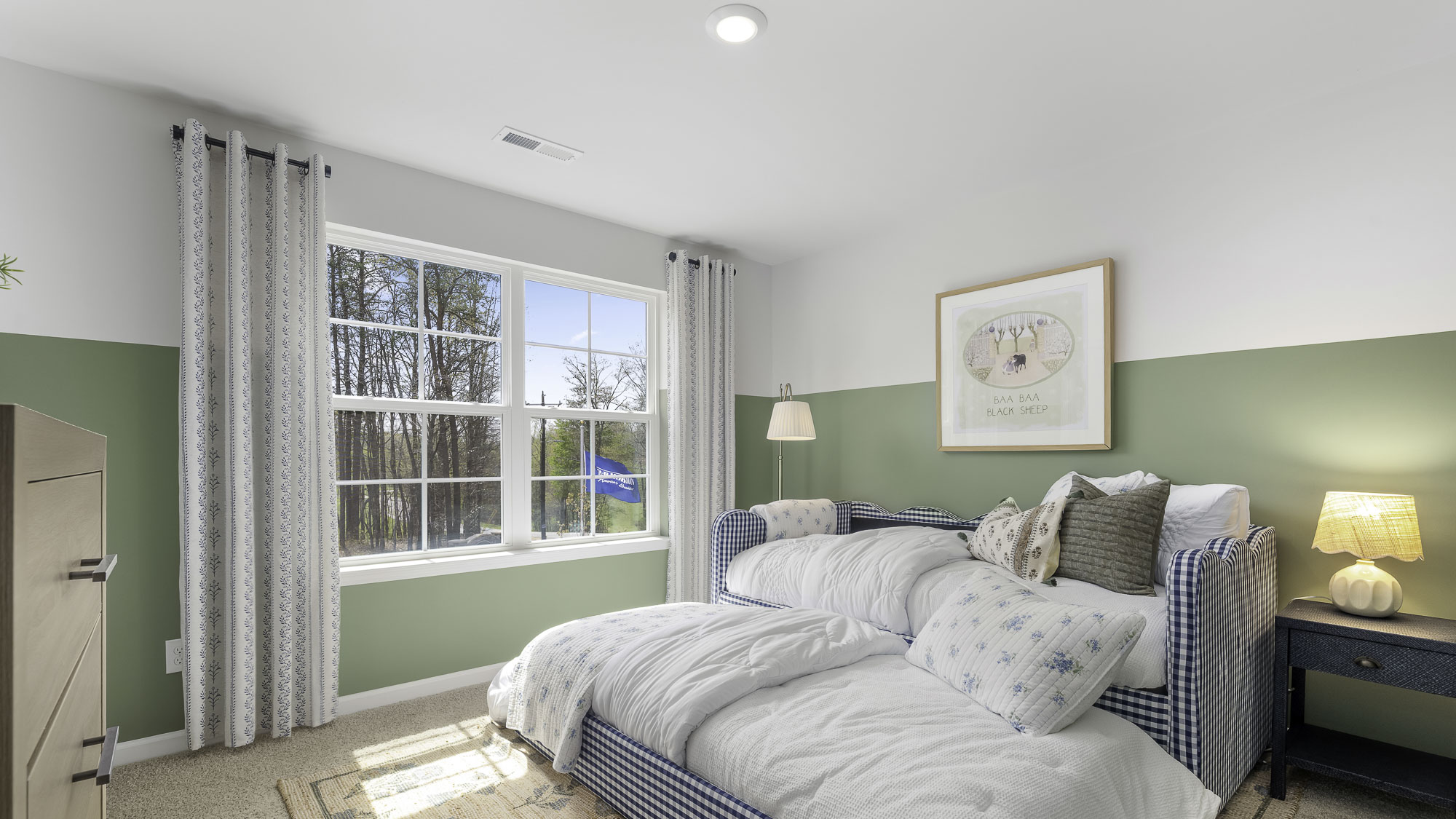 secondary with window