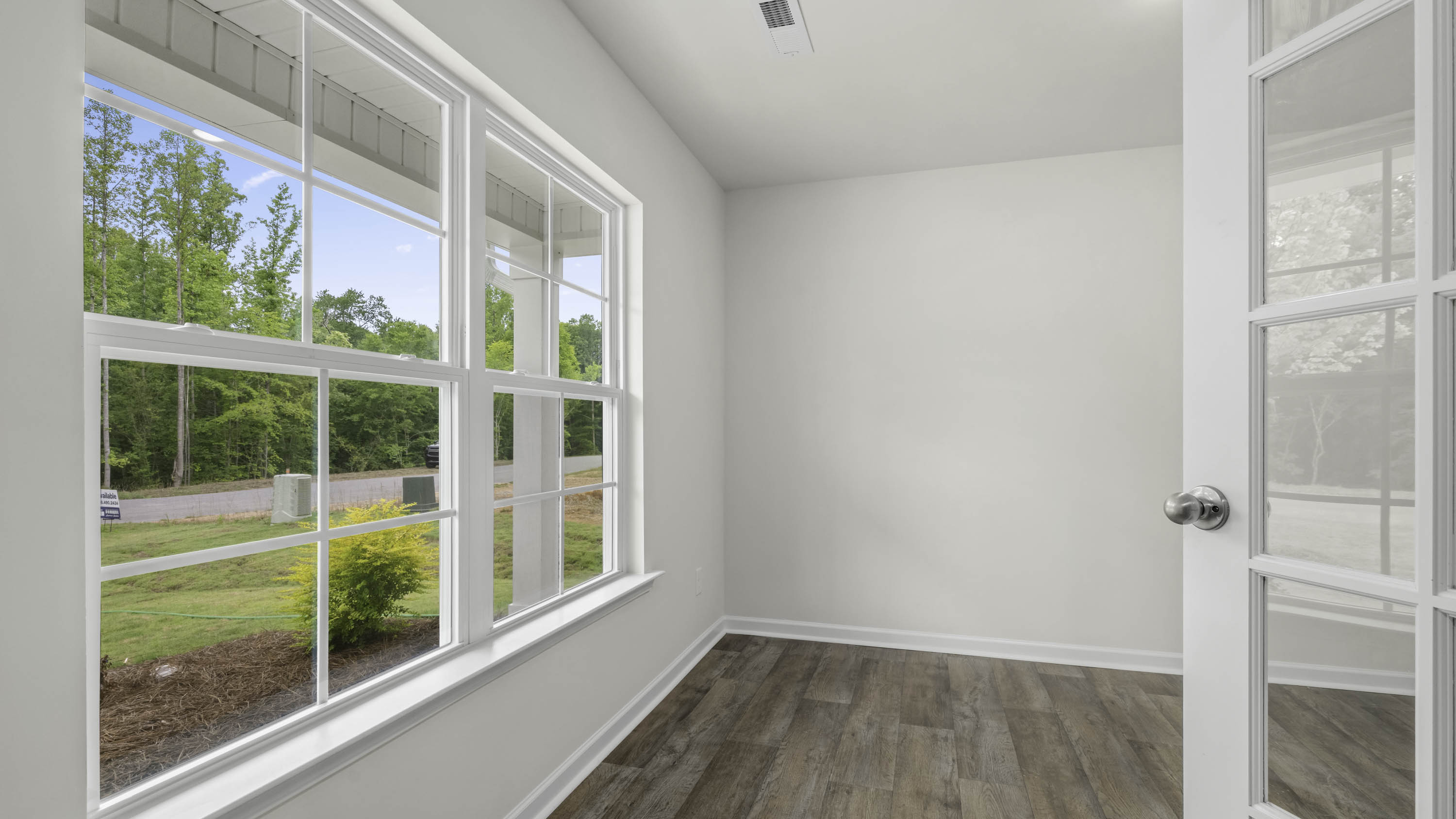 flex room window