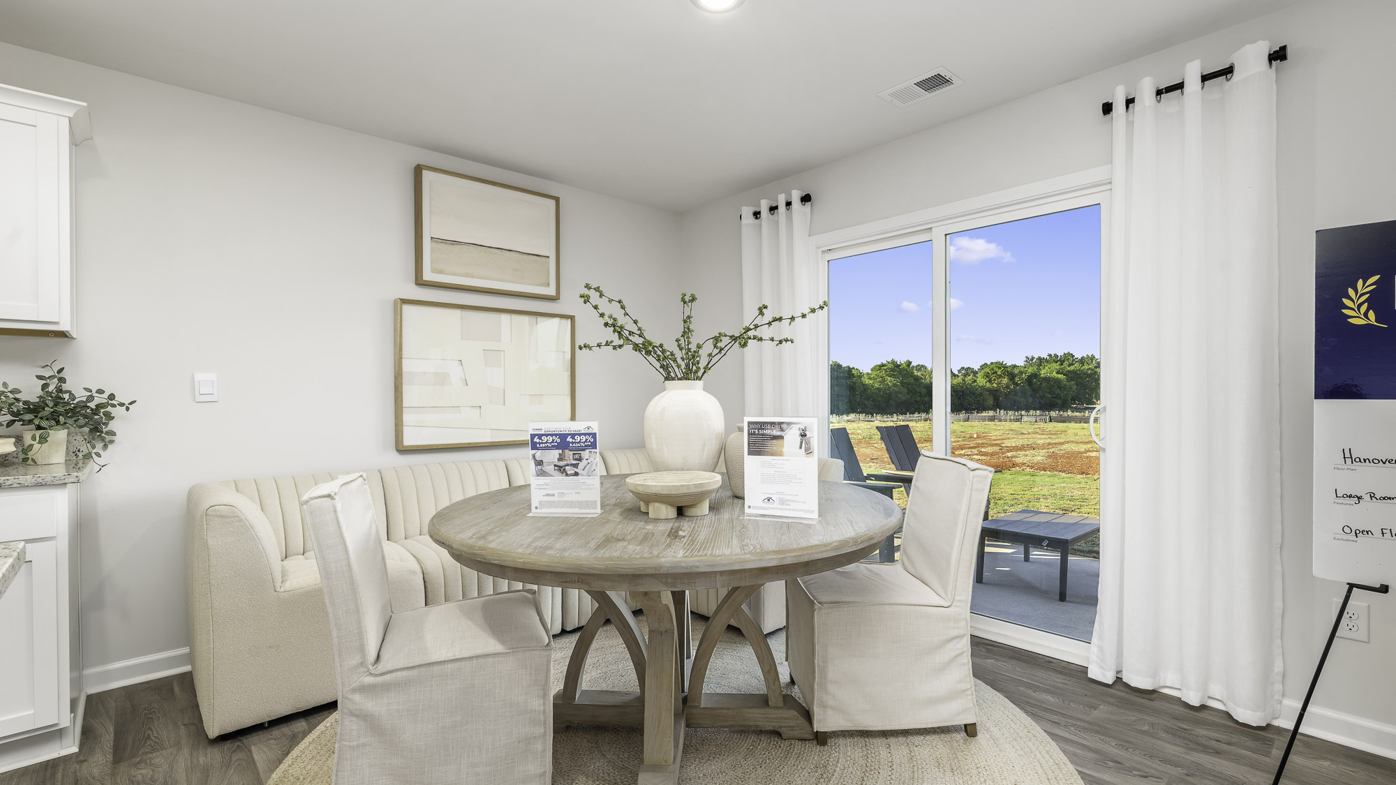 breakfast area