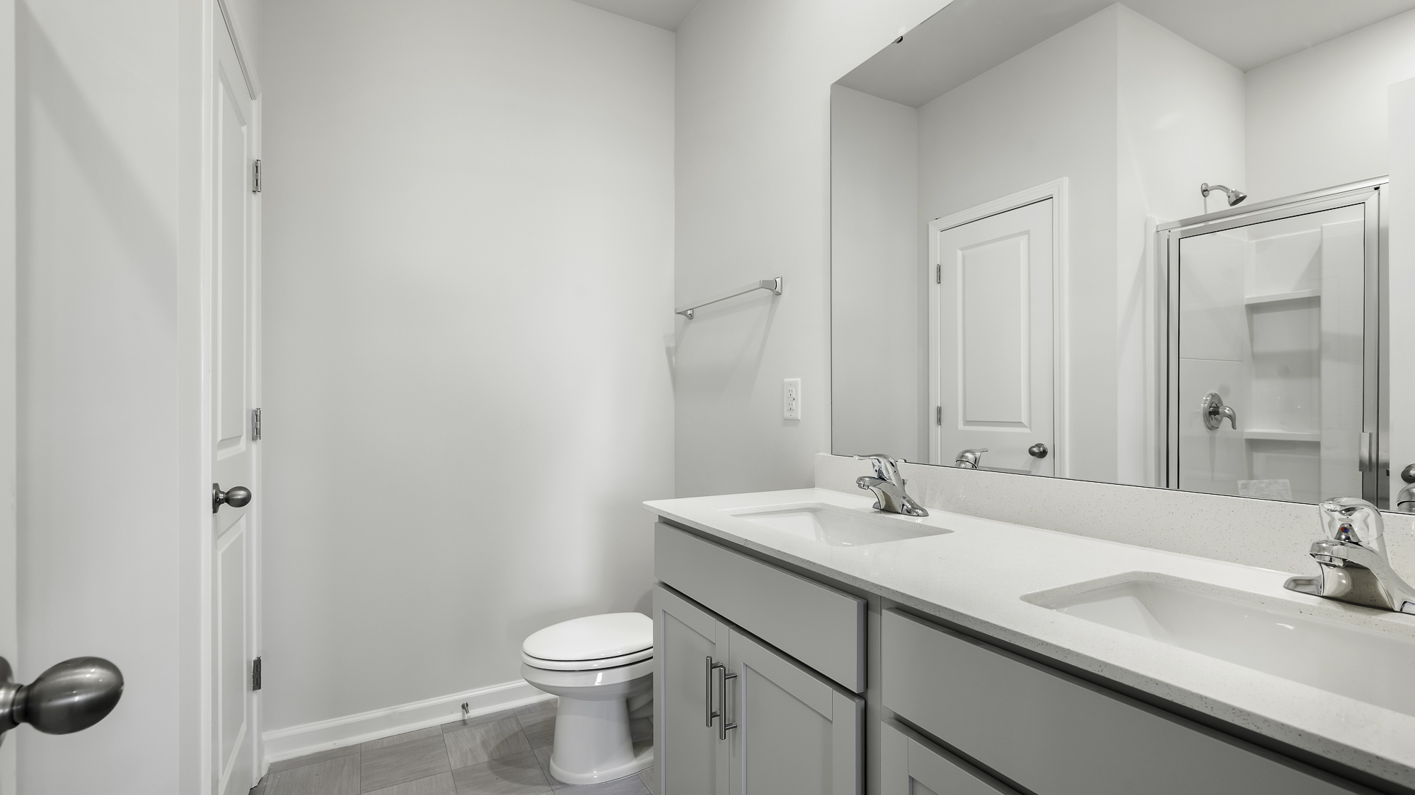 primary bathroom dual sinks
