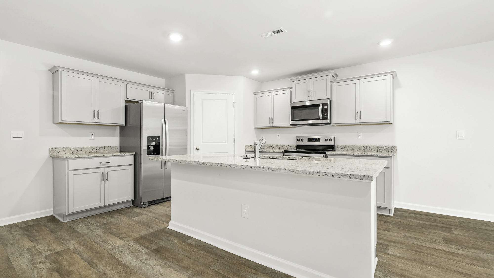 kitchen island with quartz countertops