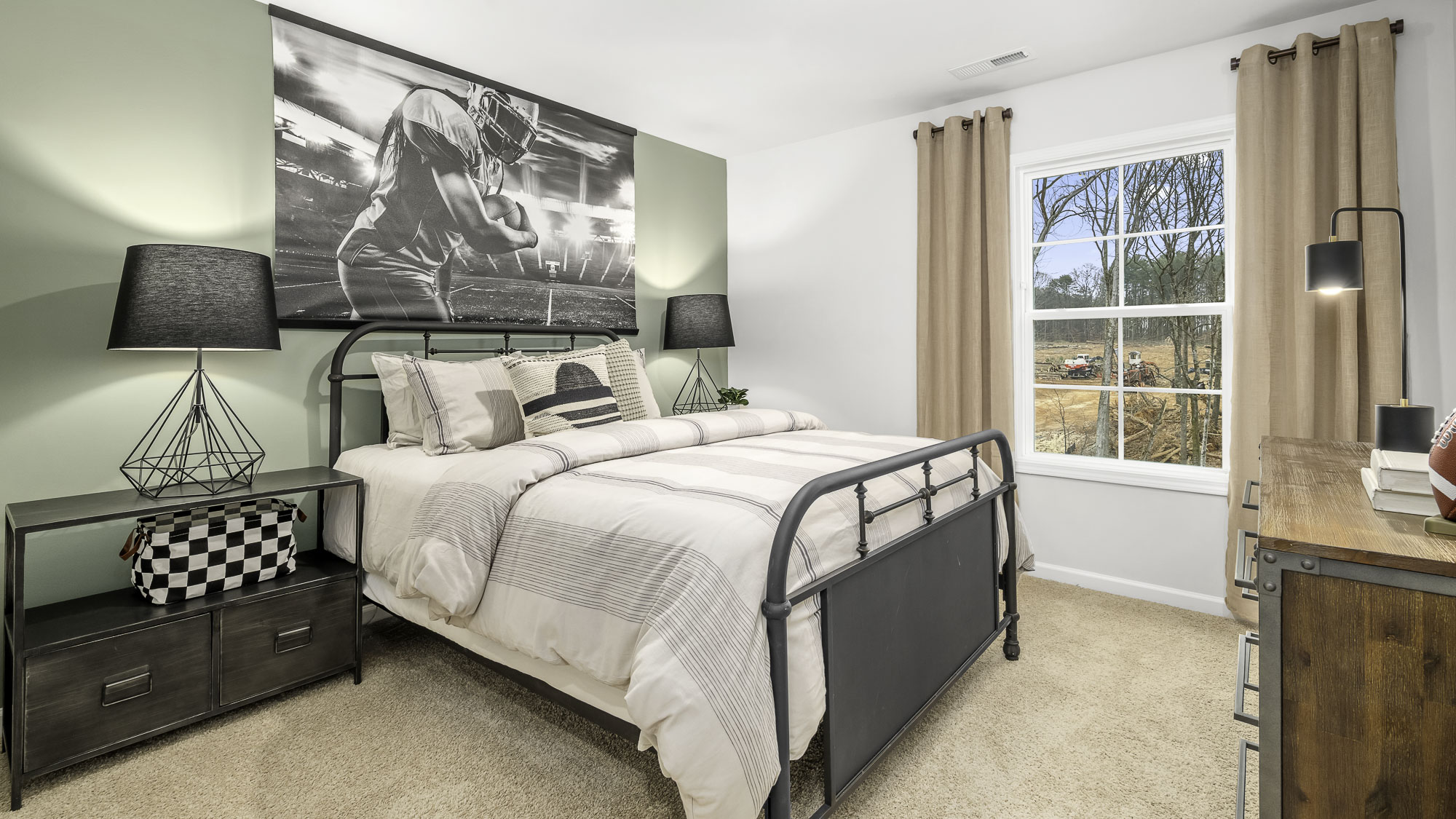 secondary bedroom