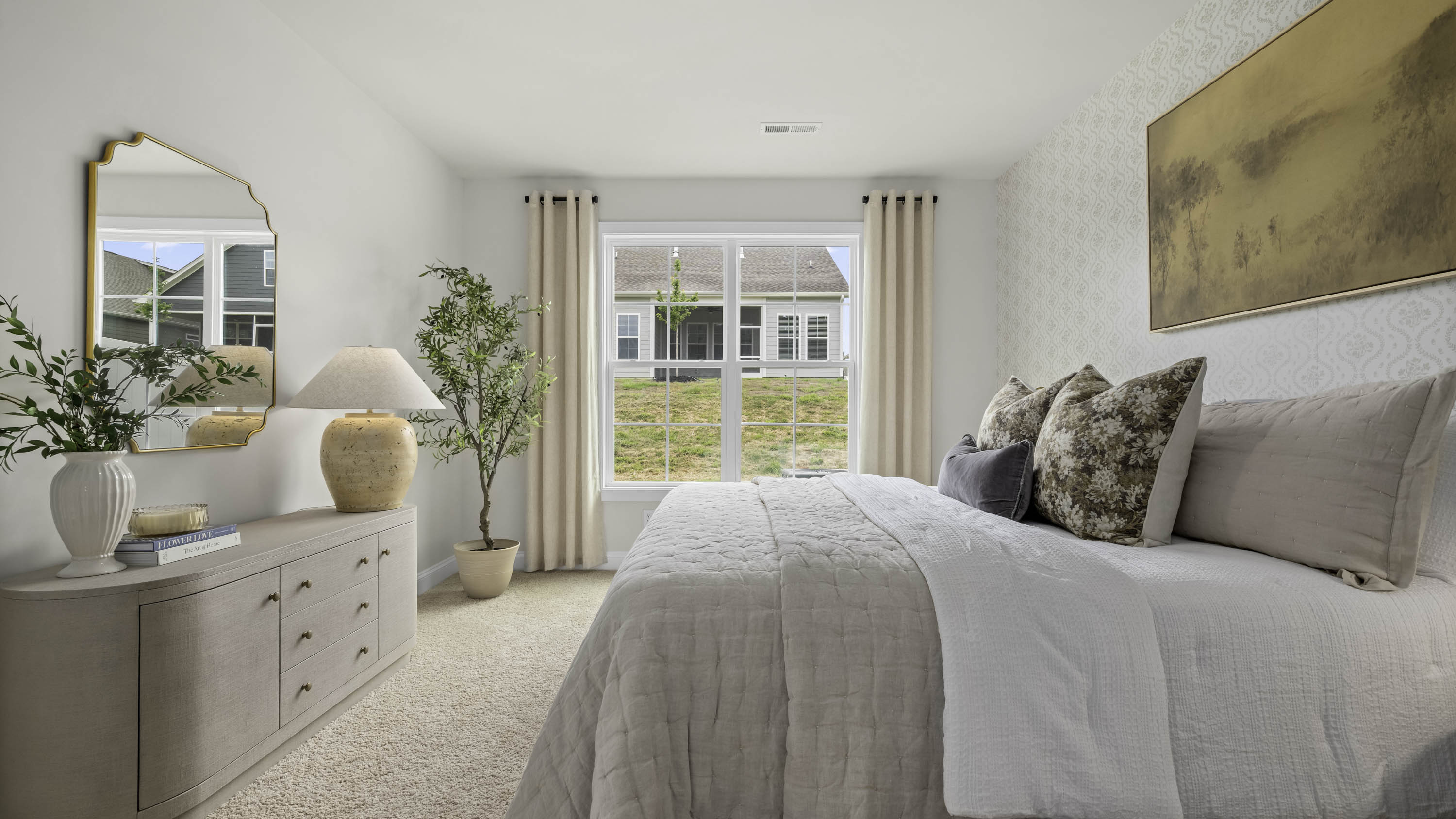 additional view of primary bedroom