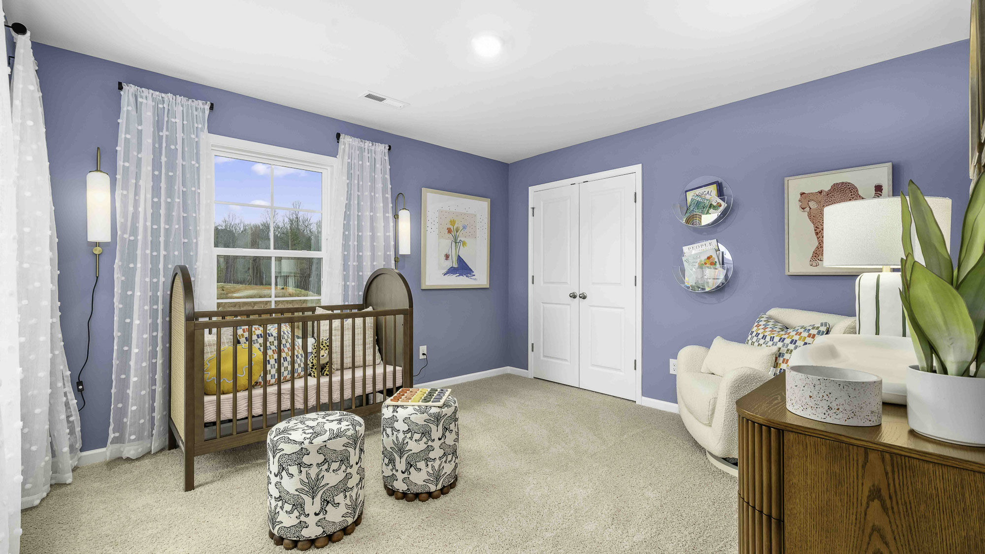 secondary bedroom with carpet