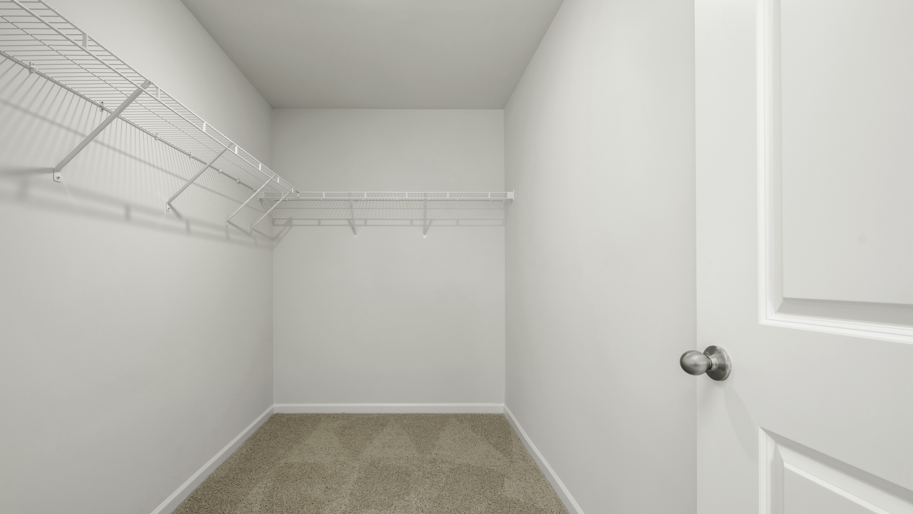 primary walk in closet