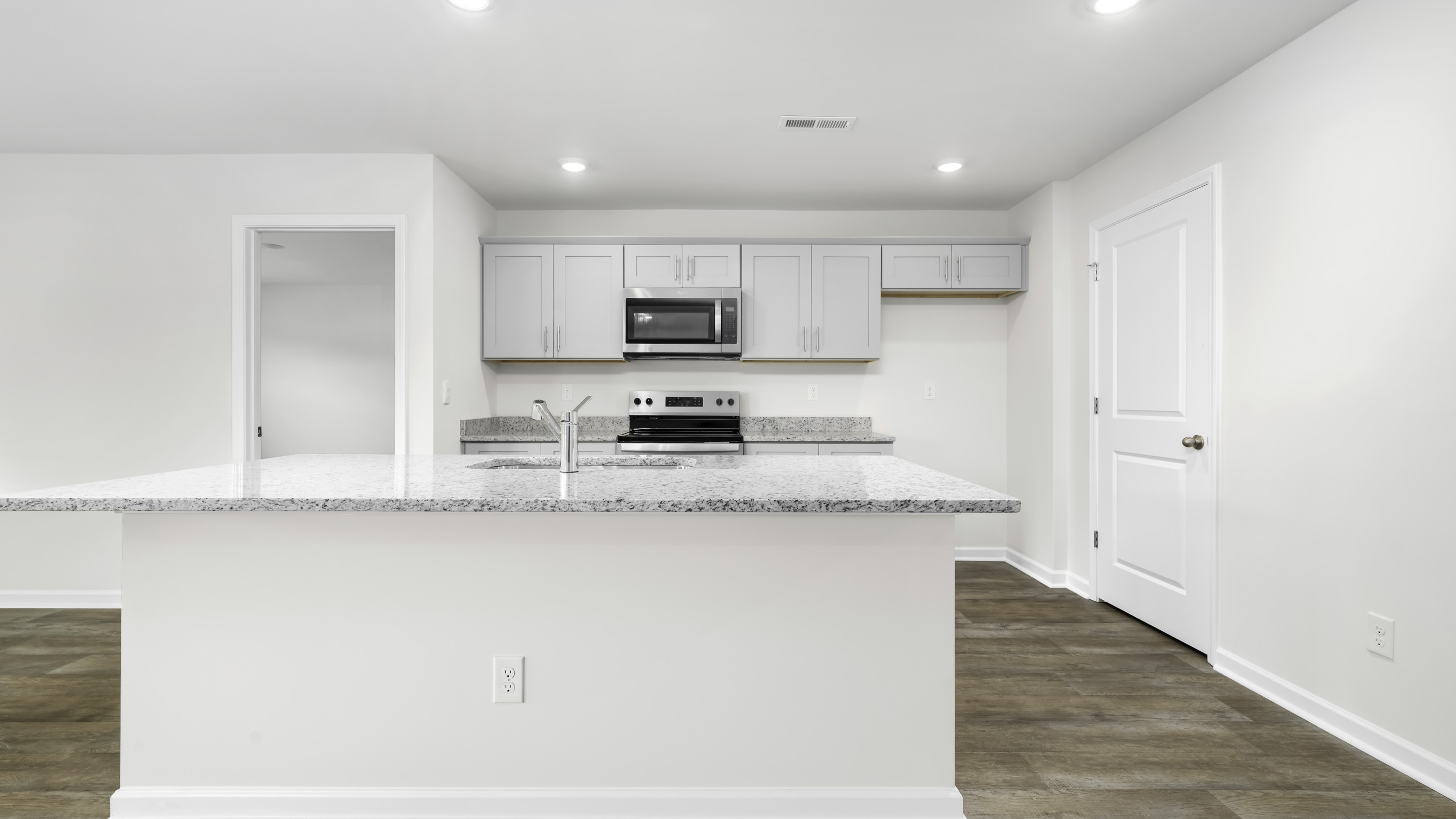 sit in kitchen island