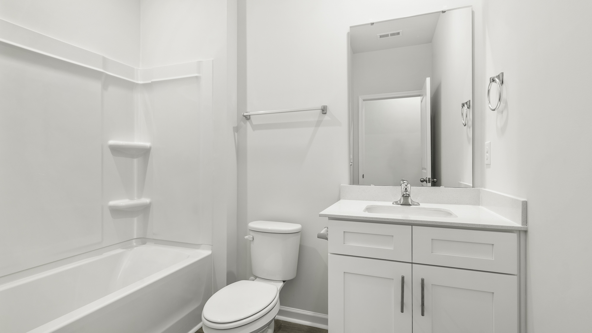secondary bathroom tub shower
