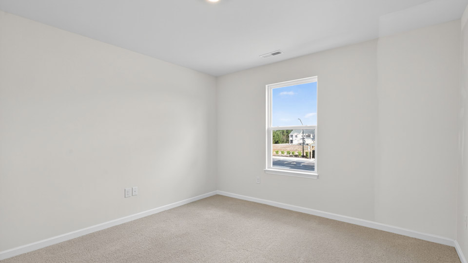bedroom with carpet flooring