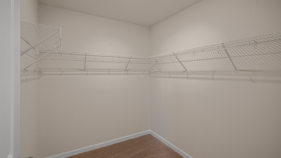 Jordan Walk-in Closet