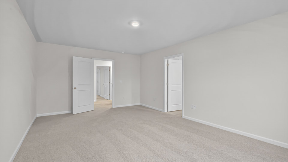 bedroom with carpet flooring