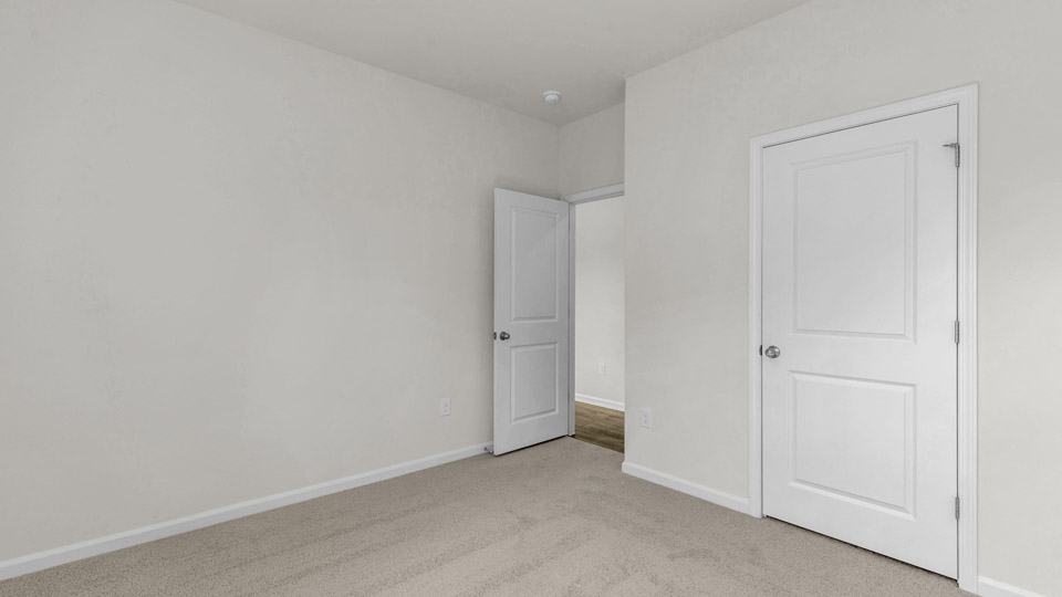 bedroom with carpet
