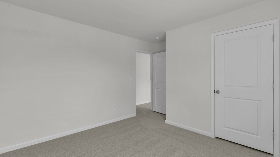 bedroom with carpet flooring