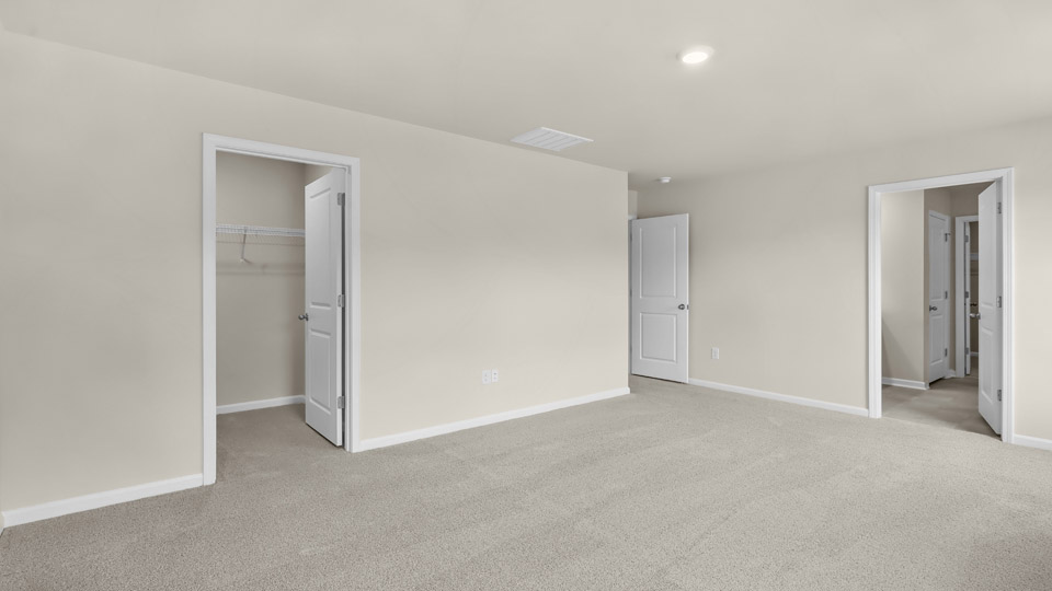 Bedroom with carpet