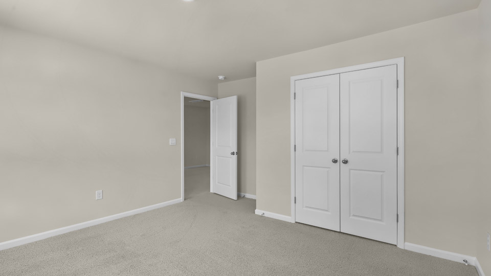 Bedroom with carpet