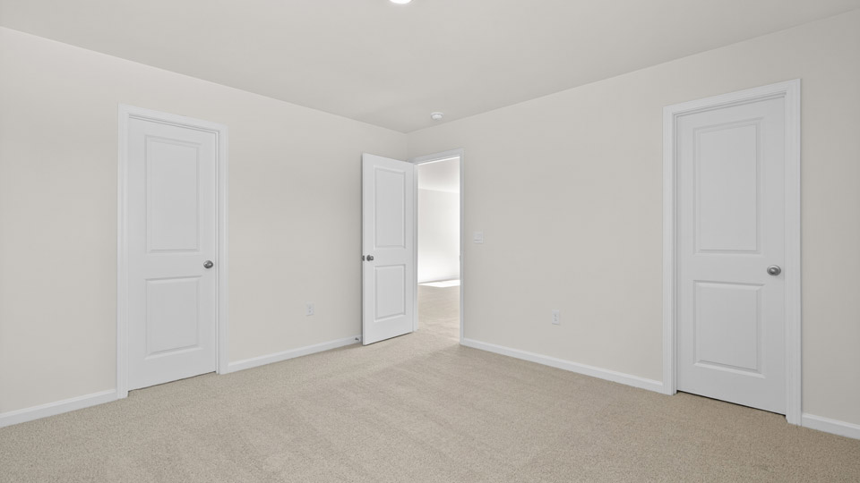 bedroom with carpet flooring