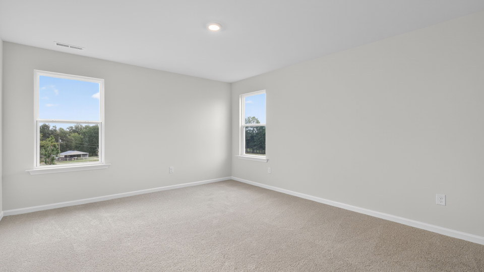 bedroom with carpet flooring