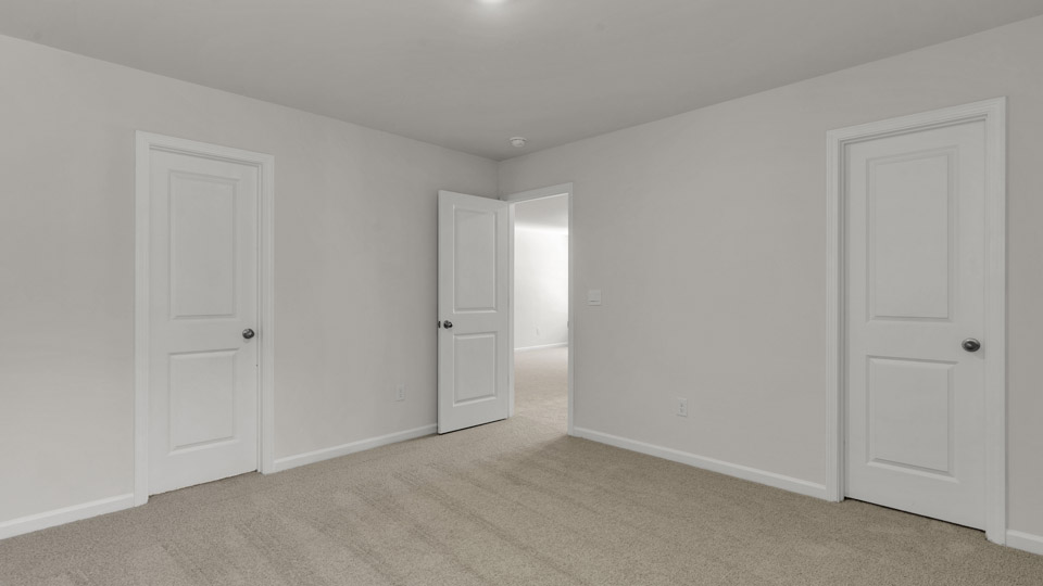 bedroom with carpet