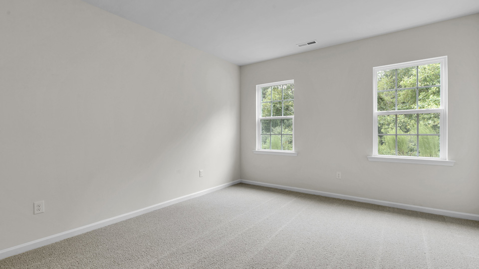 Bedroom with carpet