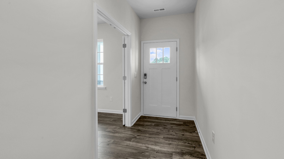 Foyer area with flex room